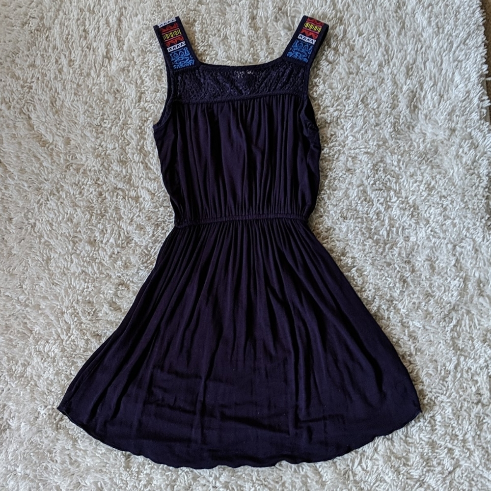 Ella Moss soft navy embroidered lace dress
